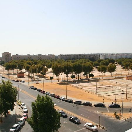 Clb Feria Apartment Sevilla Exterior foto